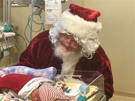 Premature Babies Get 1st Photos With Santa Claus Abc News