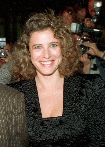 Mimi Rogers Bra Size Age Weight Height Measurements Celebrity Sizes