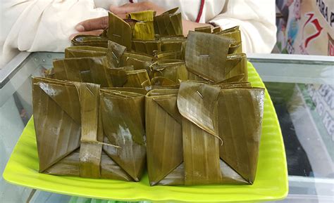 Kue barongko atau yang terkenal dengan sebutan nama kue bugis ini adalah salah satu kue basah tradisional dari daerah sulawesi selatan khususnya daerah bugis makassar. Proposal Kue Barongko - RESEP KULINER SUMATERA: Gulai Asin ...