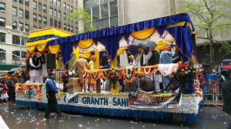 Guru granth sahib quotes sri guru granth sahib holy quotes gurbani quotes golden temple amritsar nanak dev ji indian quotes om shanti om punjabi quotes. Maharaj Sri Guru Granth Sahib Ji's Sawari - Sikh Day ...