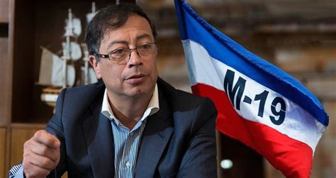 Gustavo petro urrego (born april 19, 1960 in zipaquirá, cundinamarca) is a colombian leftist politician member of the alternative democratic pole, currently serving as senator in the congress of colombia. 'Que te compre quien no te conoce' - Tintiando