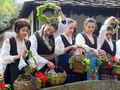Цветница е над 360 000 българи имат имен ден