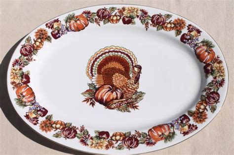 Williams sonoma carries seasonal dinnerware for thanksgiving celebrations. fine stoneware Thanksgiving china dinnerware w/ turkey ...