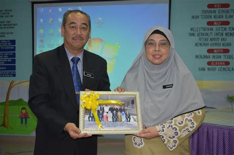 Melalui amalan terbaik yang dilaksanakan, sesebuah sekolah itu bukan sahaja beroleh manfaat melaluinya, tetapi juga dapat menyemai budaya menghargai dan menyayangi sekolah dalam kalangan warganya; SEKOLAH KEBANGSAAN TUN SYED AHMAD SHAHABUDIN: LAWATAN ...