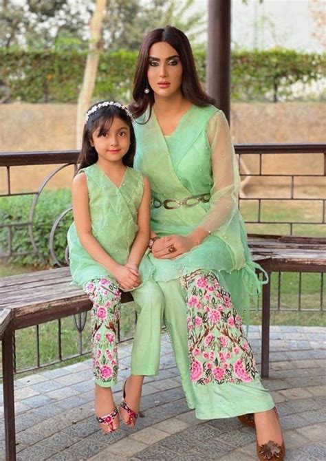 Mom Daughter Matching Dresses Mother Daughter Outfits Beautiful Dress