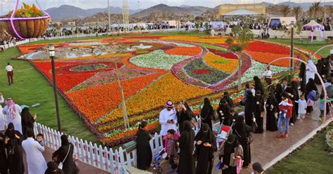 أمانة الطائف تكمل استعداداتها لانطلاق مهرجان الورد الطائفي 15 صحيفة المناطق السعودية