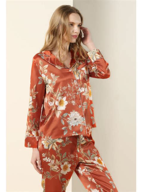 Womens Silk Pajamas Floral Print Pajamas With Long Sleeve And Button