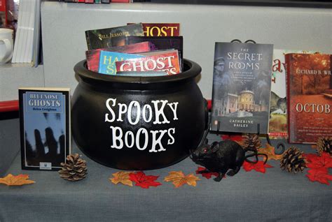 Spooky Book Display Dartmouth Book Exchange