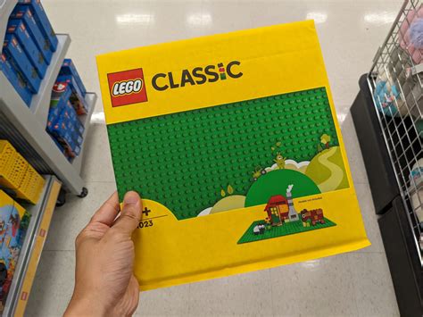 A Look At The New Paper Packaging For Lego Classic Baseplates Jays