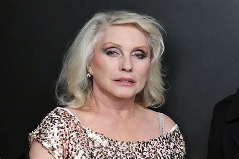 Debbie Harry Skeptical Of Reporters During Game Of Thrones Premiere