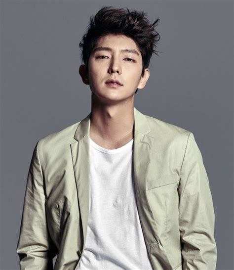 Film semi korea beberapa tahun belakangan ini marak menjadi movie hot yang paling banyak dicari. 5 Drama Korea Romantis yang Dibintangi Aktor Tampan Lee ...