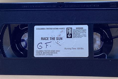 Race The Sun Vhs 1996 Halle Berry James Belushi Buy 2 Get 1 Free
