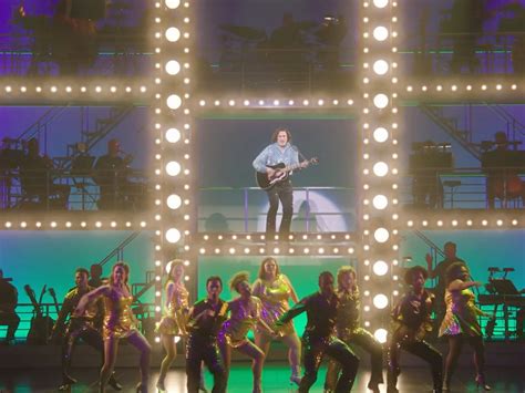 Exclusive Get A First Look At Video Of A Beautiful Noise The Neil Diamond Musical Broadway