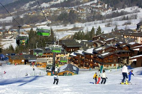 Savoie A Valmorel Le Ski Alpin Est Roi
