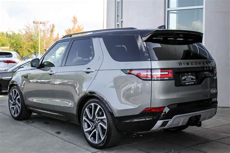 New 2020 Land Rover Discovery Hse Luxury Sport Utility In