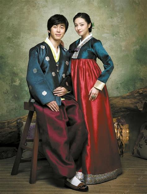 Hanbok Couple Korean Wedding Pinterest Korean Korean Traditional