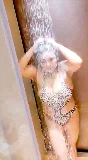Watch Rajsi Verma Bathing Beauty Bathtub Bathing Suit Bathroom Hot Porn Spankbang