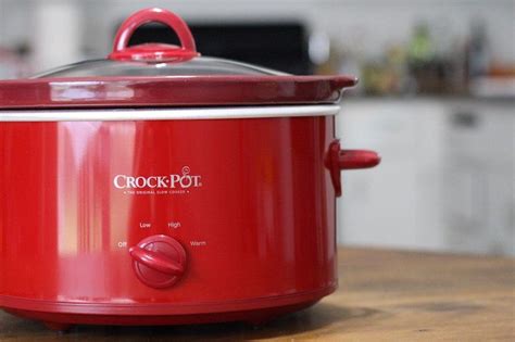 Both are used to cook the same types of foods, and both produce the heat settings: Crock Pot Settings Meaning : Amazon Com Crockpot Scv400rd ...