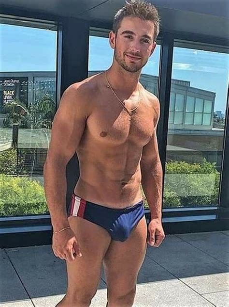 Sensual Guys In Speedos Muscle Hunks Body Inspiration Man Swimming Big Men Hot Guys