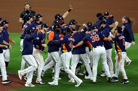 Astros Win World Series With Dominant Game 6 Win Over Phillies Best Memes And Tweets Trendradars