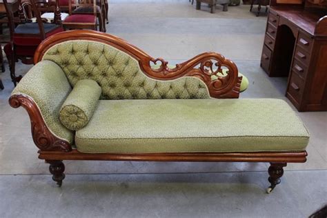 Victorian Cedar Chaise Seating Lounges Settees And Suites Furniture