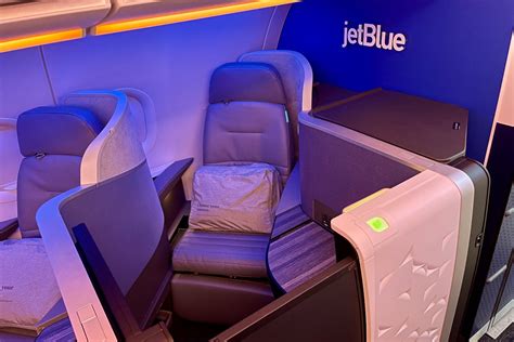 Review Jetblues Brand New Mint Business Class Suite The Points Guy