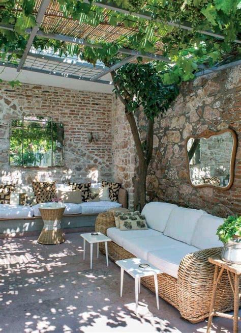 20 Fabulous Ideas For Creating Beautiful Outdoor Living Spaces