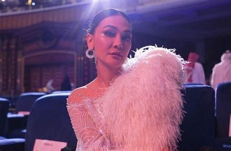 7 fakta menarik luna maya mendadak digosipkan nikah dengan gading marten