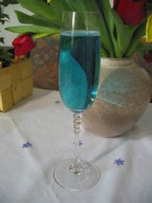 Garnish with wedge of lemon, lime or orange. Blue Angel | Cocktails Wiki | Fandom powered by Wikia