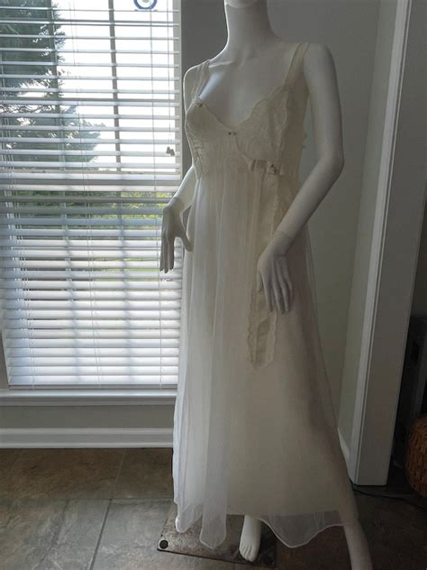 Vintage Lingerie Shadowline Nightgown Size Large Hone Gem