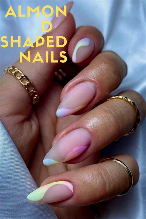 Simple And Beautiful Almond Shaped Nail Designs