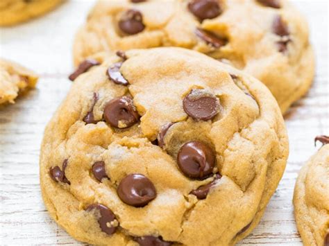 Soft Chocolate Chip Cookies Video