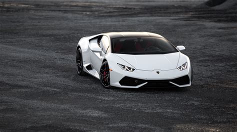 White Lamborghini Huracan 5k 2019 Hd Cars 4k Wallpapers Images