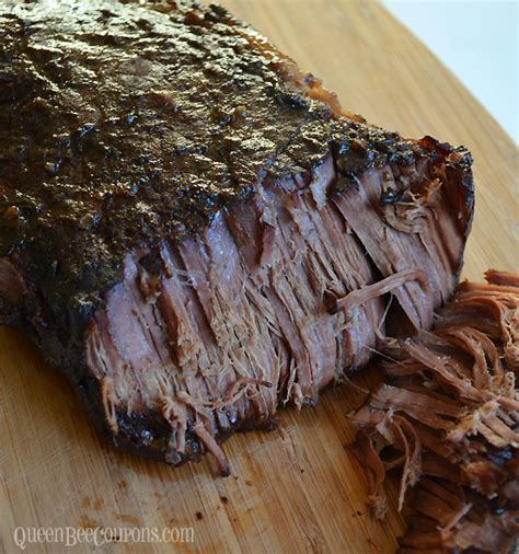 All that means is the ends of the bones are exposed a couple drizzle the outside of the rib roast with olive oil and sprinkle the seasoning mixture all over the outer surface. Crockpot Slow Cooker Pot Roast (Mississippi roast recipe)