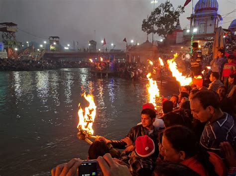 Ganga bath is of great importance on the day of ganga dussehra. Ganga Dussehra 2021 | Famous Hindu Festival