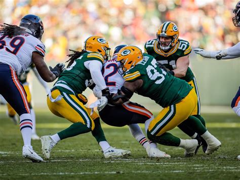 8 Key Images From The Packers Key Win Over The Bears Onmilwaukee
