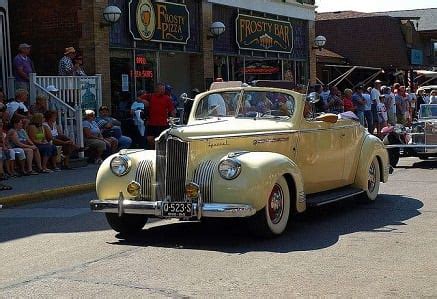 Antique Car Parade Put-in-Bay | 80+ Cool Cars & Great Fun!