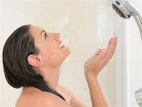 How Often Should You Shower Per Week Know The Effects Of Showering Too