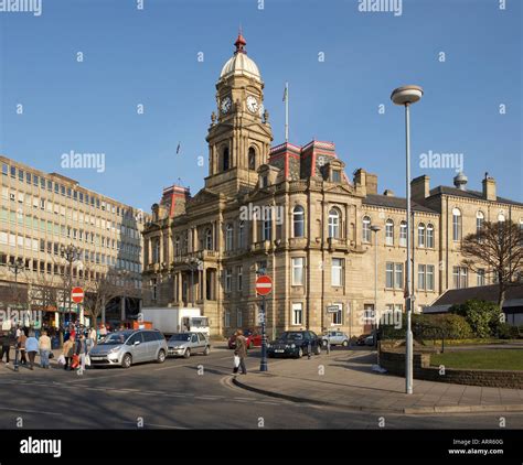 Dewsbury Town Centre Stock Photo Royalty Free Image 16111647 Alamy