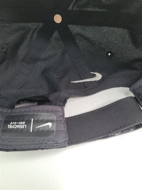 Nike Heritage Dri Fit Black Swoosh Adjustable Hat Cap Gem