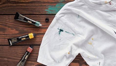 This is particularly important if you're trying to remove paint from plastic. Remove Acrylic Paint from Clothes and Other Surfaces with ...