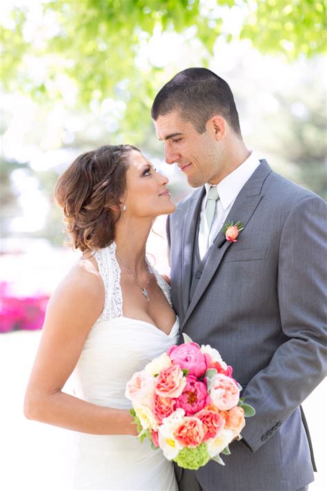 On April 13, 2014, former WWE Diva Eve Torres married her longtime