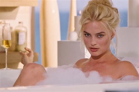 Margot Robbie Big Short Scene