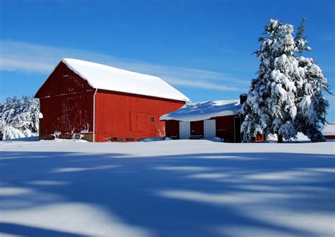 Red Barn In Snow 1 Free Photo Download Freeimages