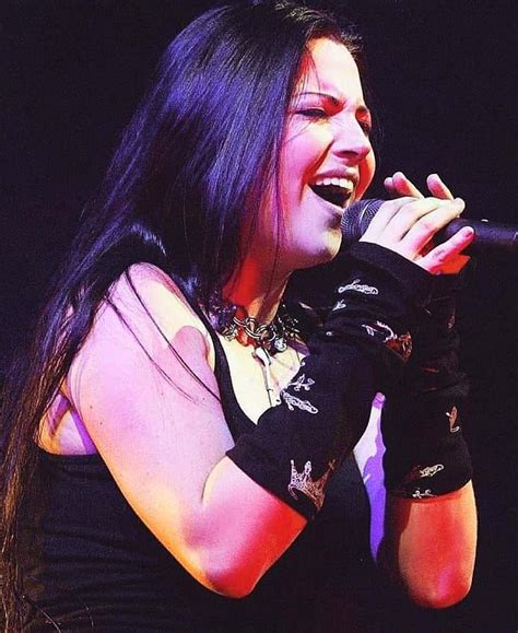 Amyleeevanescence Amylee Amyleehartlzer Evanescence Rockandroll