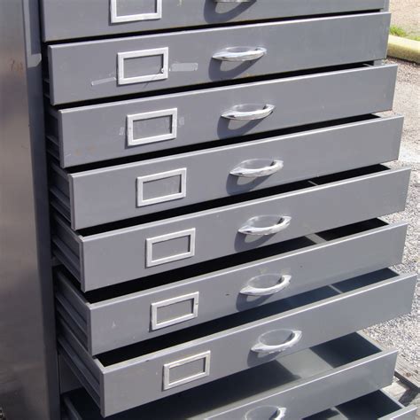 Shop for metal file cabinets online at target. (1) Vintage Dark Grey Metal Flat File Cabinet 11 Drawers