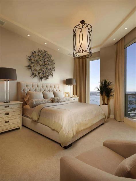 I love this bedroom design because it blends well contemporary comfort with traditional style. Bedroom Ideas Decorating Master 2021 - aromaalice.net