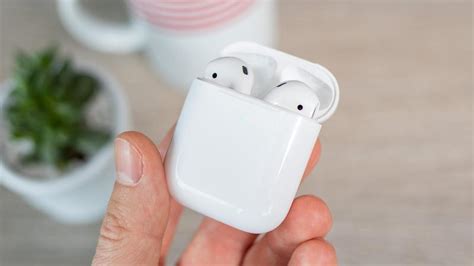 A *fresh* batch of airpods 3 images have leaked, claiming to give us another look at gizmochina claims that it got its hands on design renders for the apple airpods 3 from suppliers. AirPods 3 Fecha de lanzamiento, precio y especificaciones ...
