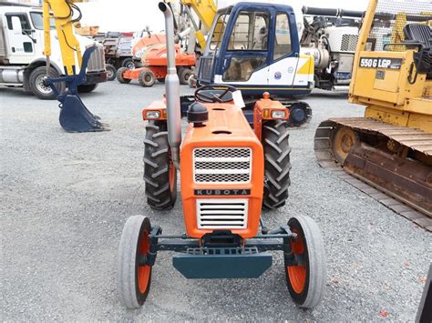 Kubota L200 Tractor Marysville Heavy Equipment Contractors Equipment
