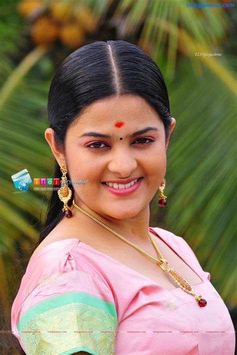 Malayalam Serial Actress Srinidhi Photos 123spicyactress